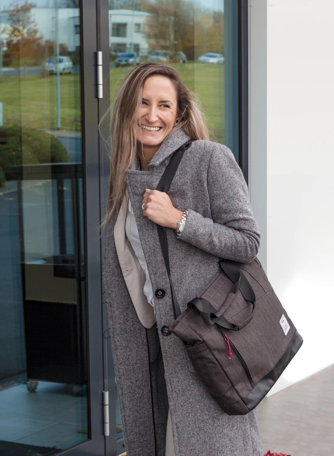 BUSINESS SHOULDER BAG