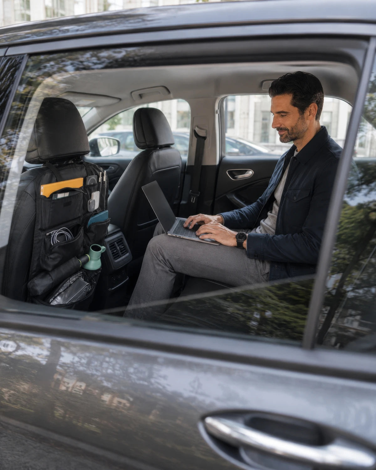 TROIKA BLACK CAR ORGANIZER