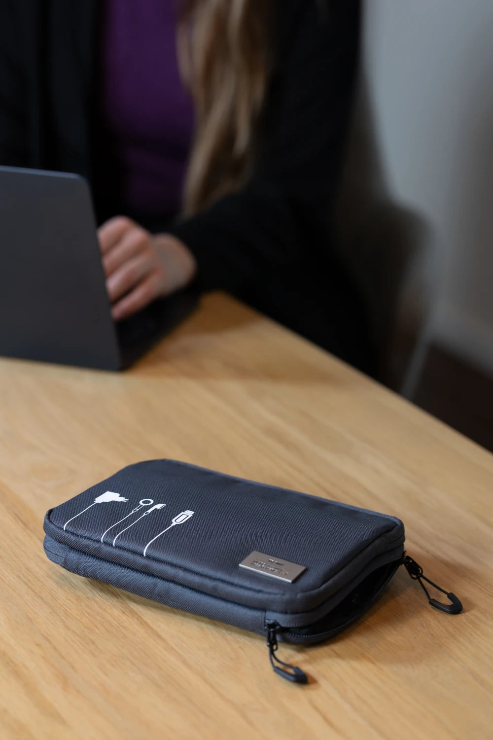 BLUE CYCLE TECH POUCH 2